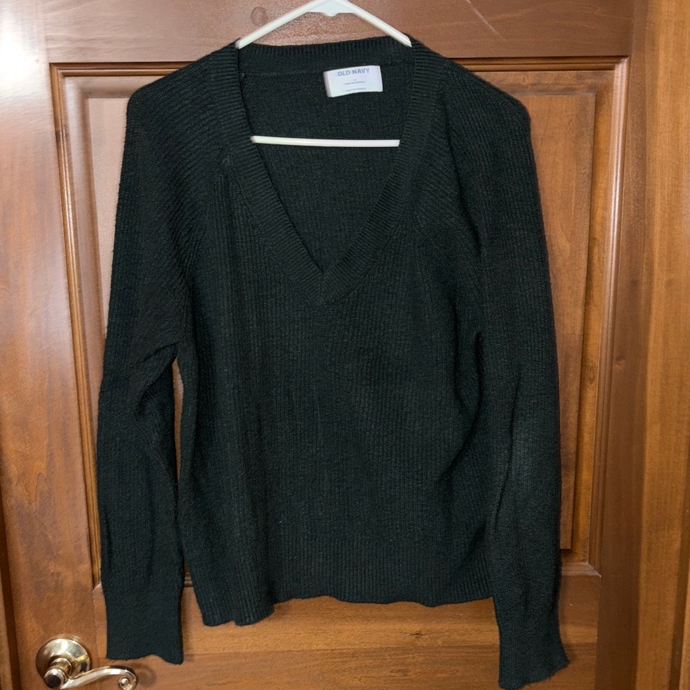Old Navy Deep Black V-Neck Pullover